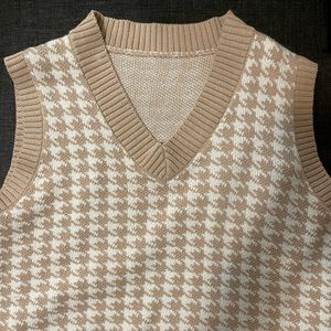 Houndstooth V-Neck Sweater Vest